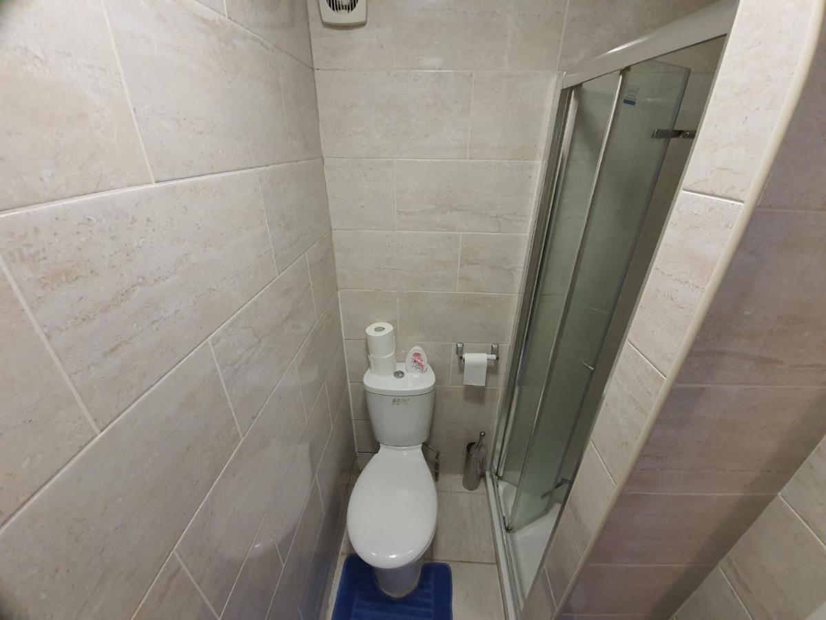 Eastwood Rooms Goodmayes Dış mekan fotoğraf