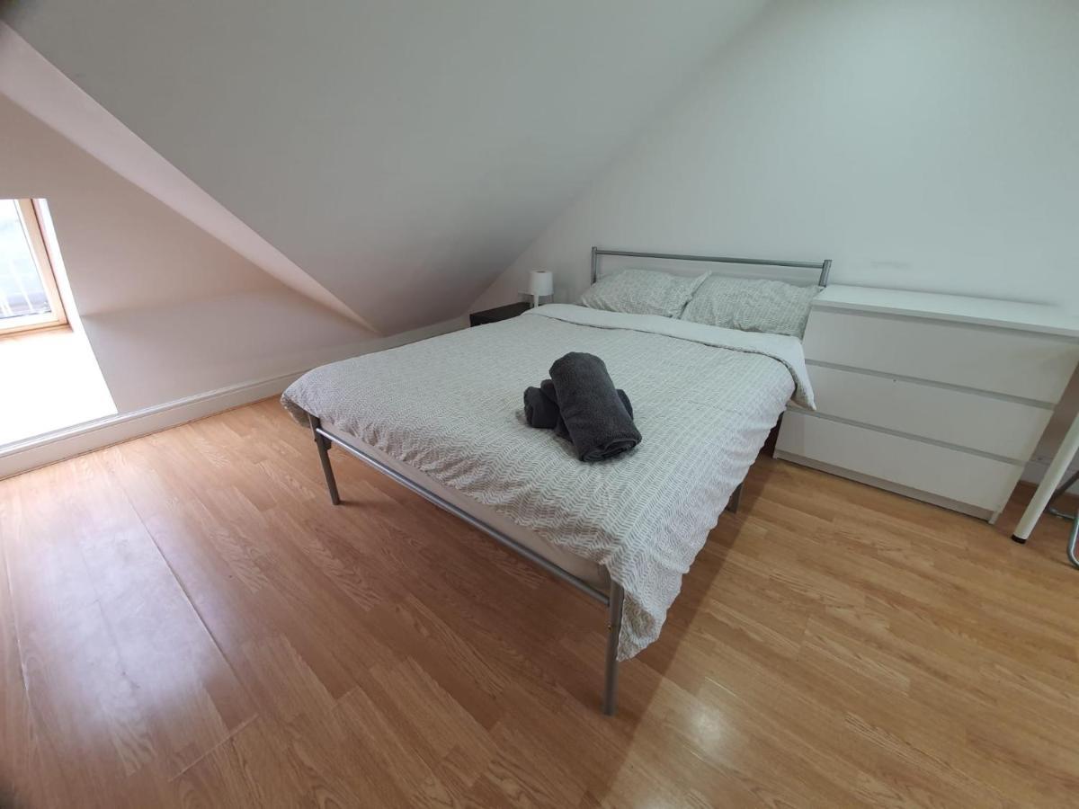 Eastwood Rooms Goodmayes Dış mekan fotoğraf