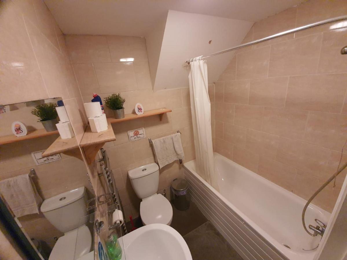 Eastwood Rooms Goodmayes Dış mekan fotoğraf